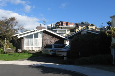 Photo of property in 10 Chudleigh Grove, Churton Park, Wellington, 6037