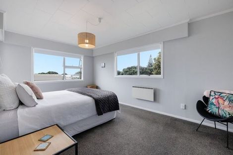 Photo of property in 1055 Papamoa Beach Road, Papamoa Beach, Papamoa, 3118