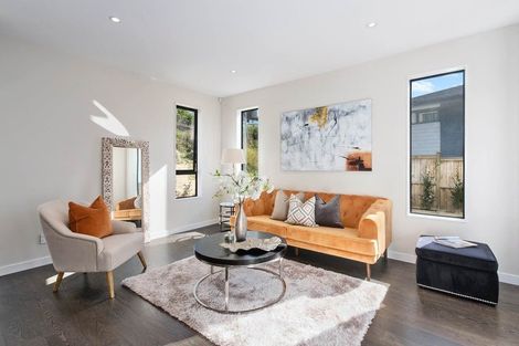 Photo of property in 32 Bounty Road, Long Bay, Auckland, 0630