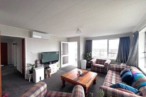 Photo of property in 2/122 William Street, Petone, Lower Hutt, 5012