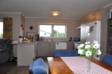 Photo of property in 43 Beach Road, Waihi Beach, 3611