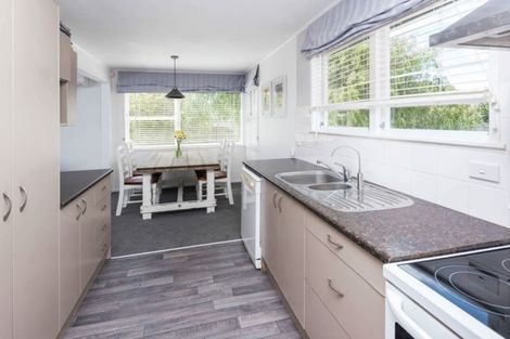 Photo of property in 21 Minaret Drive, Bucklands Beach, Auckland, 2014