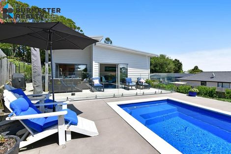 Photo of property in 10 St Julia Court, Helensville, 0800