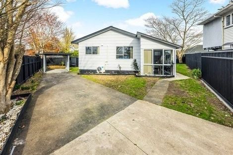 Photo of property in 2/11 Rollerson Street, Papakura, 2110