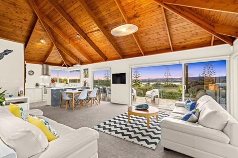 Photo of property in 12 Caroline Heights, Omaha, Warkworth, 0986