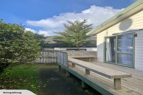 Photo of property in 30 Loughanure Place, Massey, Auckland, 0614
