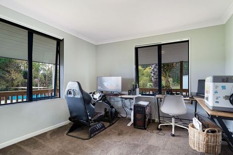 Photo of property in 141 Mangakura Road, Helensville, 0875