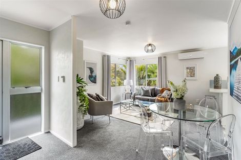 Photo of property in 2/23 Tawa Road, Te Atatu Peninsula, Auckland, 0610