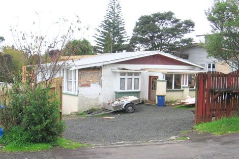 Photo of property in 68 Victory Road, Laingholm, Auckland, 0604