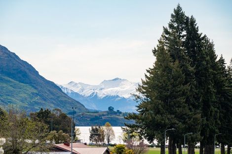Photo of property in 172 Upton Street, Wanaka, 9305