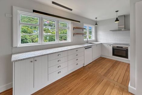 Photo of property in 78 Saint Davids Street, Lyttelton, 8082