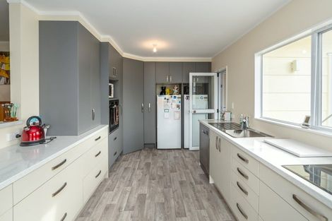 Photo of property in 89 Lake Ferry Road, Lake Ferry, Featherston, 5772