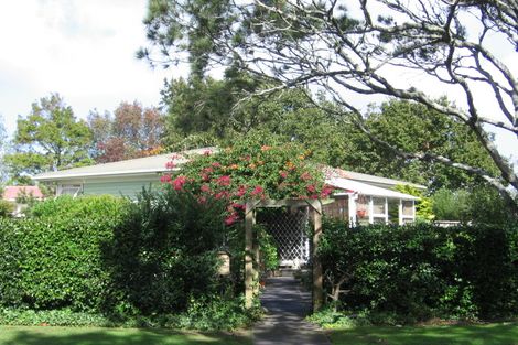 Photo of property in 28 Pinedale Place, Henderson, Auckland, 0610