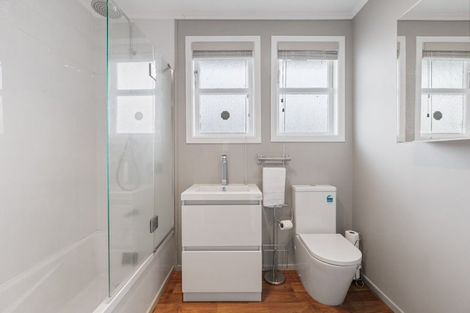 Photo of property in 8 Le Quesne Place, Fairfield, Hamilton, 3214