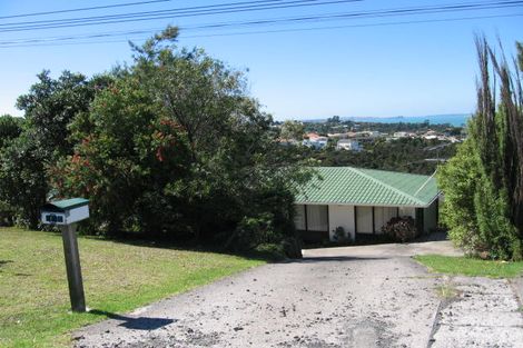 Photo of property in 951 East Coast Road, Torbay, Auckland, 0630