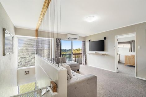 Photo of property in 1/131 Glamorgan Drive, Torbay, Auckland, 0630