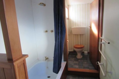 Photo of property in 21 Milton Street, Berhampore, Wellington, 6023