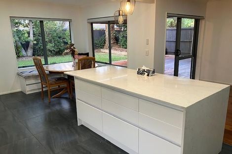 Photo of property in 8 Kalberry Place, East Tamaki, Auckland, 2016