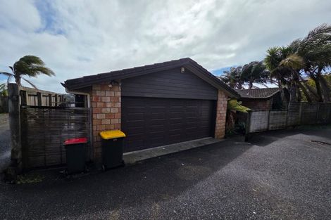 Photo of property in 10a Phoenicia Court, The Gardens, Auckland, 2105