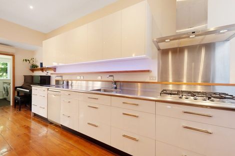 Photo of property in 167 Coutts Street, Rongotai, Wellington, 6022