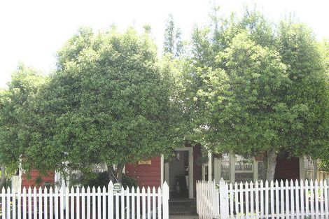 Photo of property in 1/2 Rue Lavaud, Akaroa, 7520