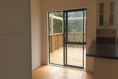 Photo of property in 10 Albert Pryor Avenue, Henderson, Auckland, 0612