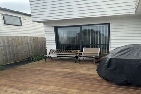 Photo of property in 27c Sunnyside Road, Sunnyvale, Auckland, 0612