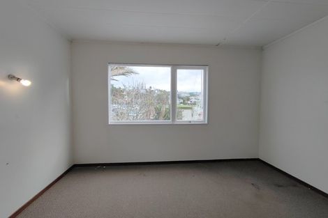 Photo of property in 2/22 Craig Road, Milford, Auckland, 0620