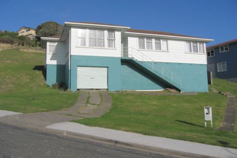 Photo of property in 12 Hollow Close, Titahi Bay, Porirua, 5022