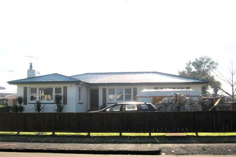 Photo of property in 32 Edmund Hillary Avenue, Papakura, 2110