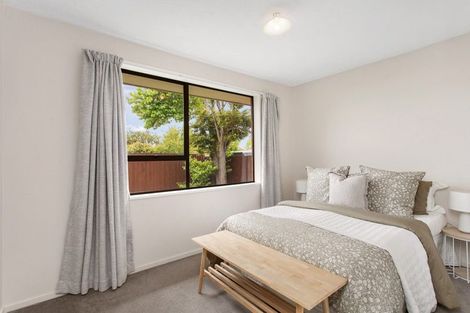 Photo of property in 1/39 Solomon Avenue, Redwood, Christchurch, 8051