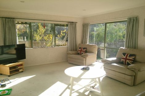 Photo of property in 1/28 Bernie Edwards Place, Botany Downs, Auckland, 2010