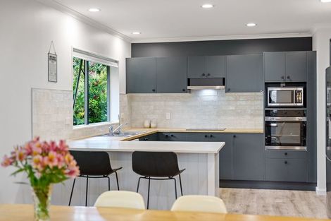 Photo of property in 399b Te Moana Road, Waikanae, 5036