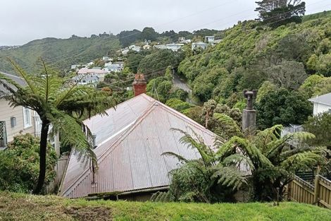 Photo of property in 28 Highbury Road, Highbury, Wellington, 6012