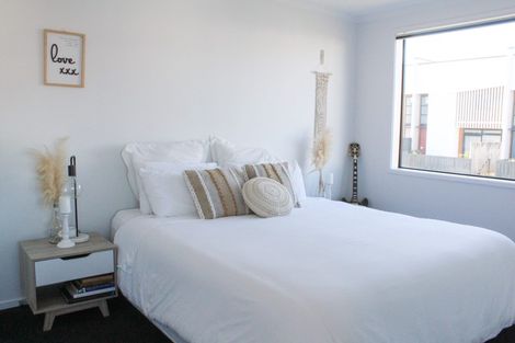 Photo of property in 20 Frank Gill Road, Hobsonville, Auckland, 0616