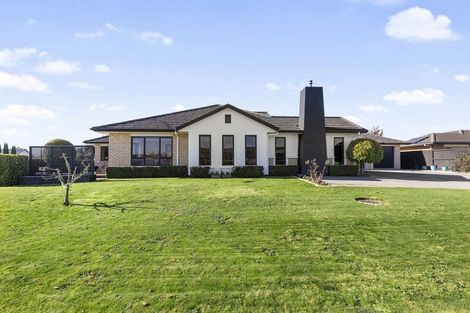 Photo of property in 2 Brancaster Place, Cambridge, 3434