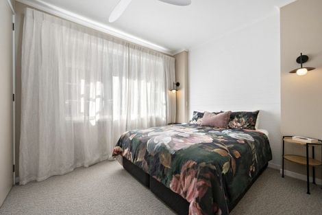 Photo of property in 6 Kowhai Street, Eastbourne, Lower Hutt, 5013