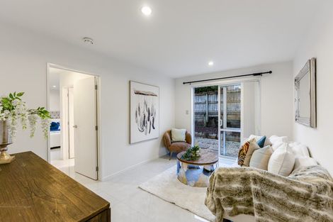 Photo of property in 52 Chesterfield Way, Orewa, 0931