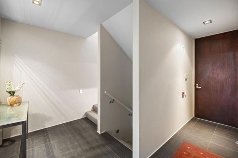 Photo of property in The Beeches Apartments, 9/60 Hallenstein Street, Queenstown, 9300