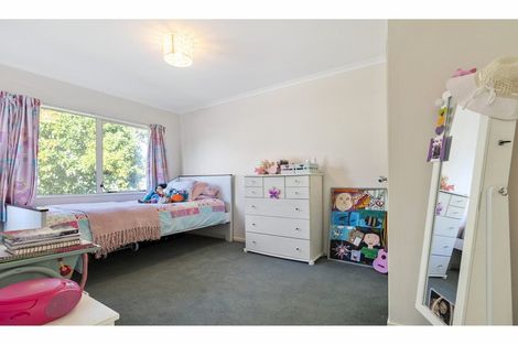Photo of property in 37 Roys Road, Weymouth, Auckland, 2103