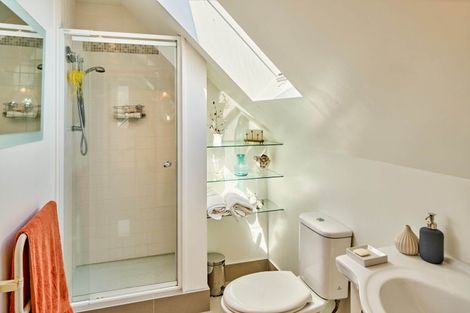 Photo of property in 2/70 Hautana Street, Woburn, Lower Hutt, 5010