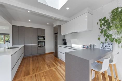 Photo of property in 18 Bolmuir Road, Forest Lake, Hamilton, 3200