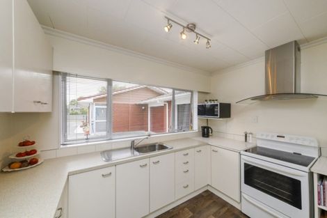 Photo of property in 14a Cecil Place, Cloverlea, Palmerston North, 4412
