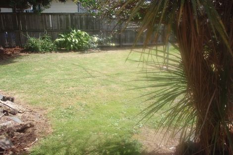 Photo of property in 81 Raglan Street, Mangere East, Auckland, 2024