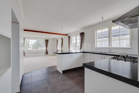 Photo of property in 39 John F Kennedy Drive, Milson, Palmerston North, 4414