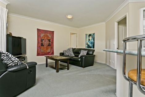 Photo of property in 39 Bluebird Crescent, Unsworth Heights, Auckland, 0632