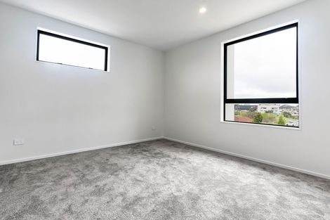Photo of property in 1/32a Westgate Drive, Massey, Auckland, 0614