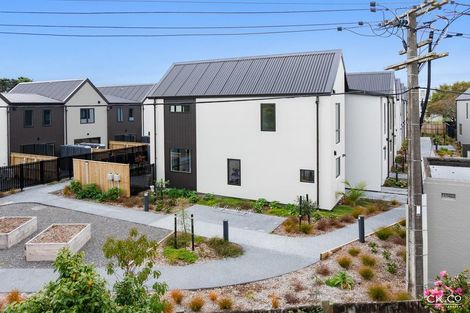 Photo of property in 130 Cambridge Terrace, Fairfield, Lower Hutt, 5011