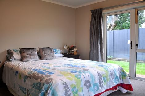 Photo of property in 43 Beach Road, Waihi Beach, 3611