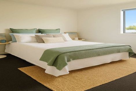 Photo of property in 94a Brightside Road, Stanmore Bay, Whangaparaoa, 0932